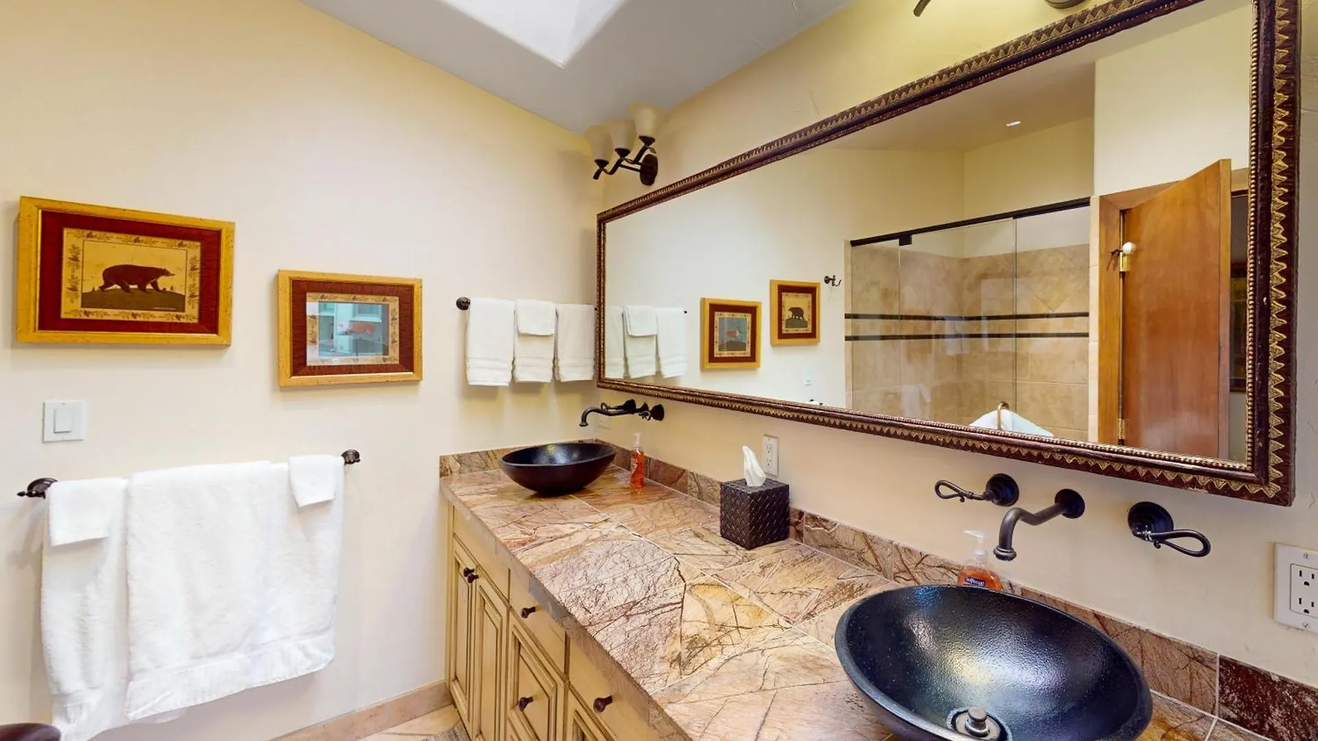 Red Sandstone Unit 26 Apartment