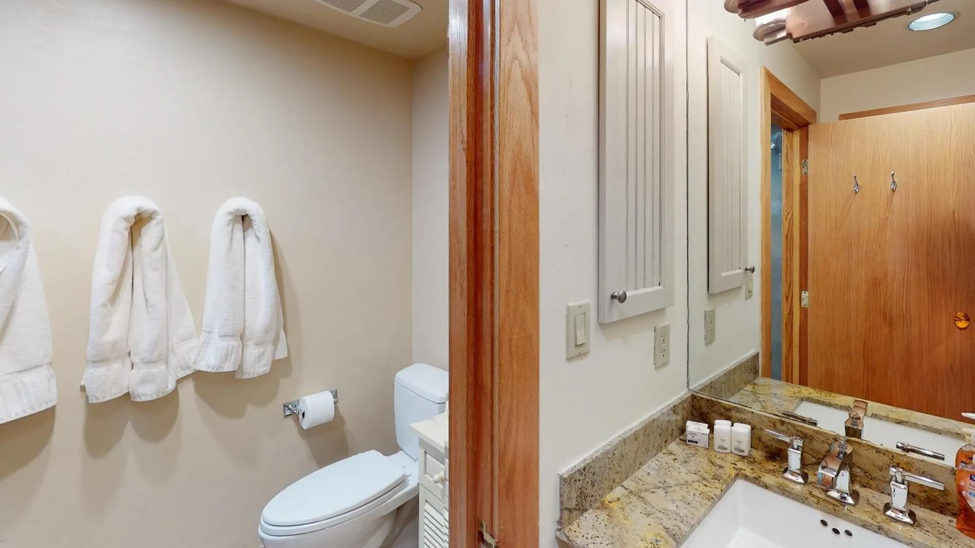 Red Sandstone Unit 26 Apartment