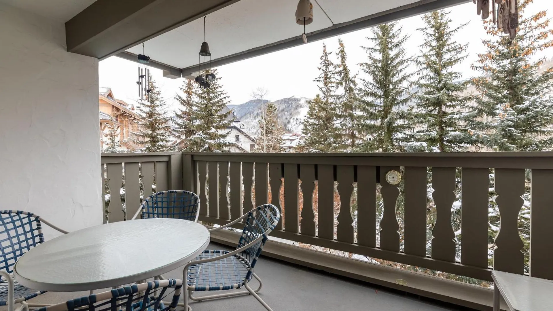 9 Road Village 2 To 4 Bedrooms By Realty * Vail