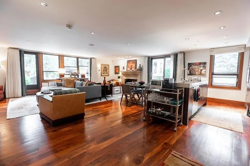 Apartment Riverhouse #3 *