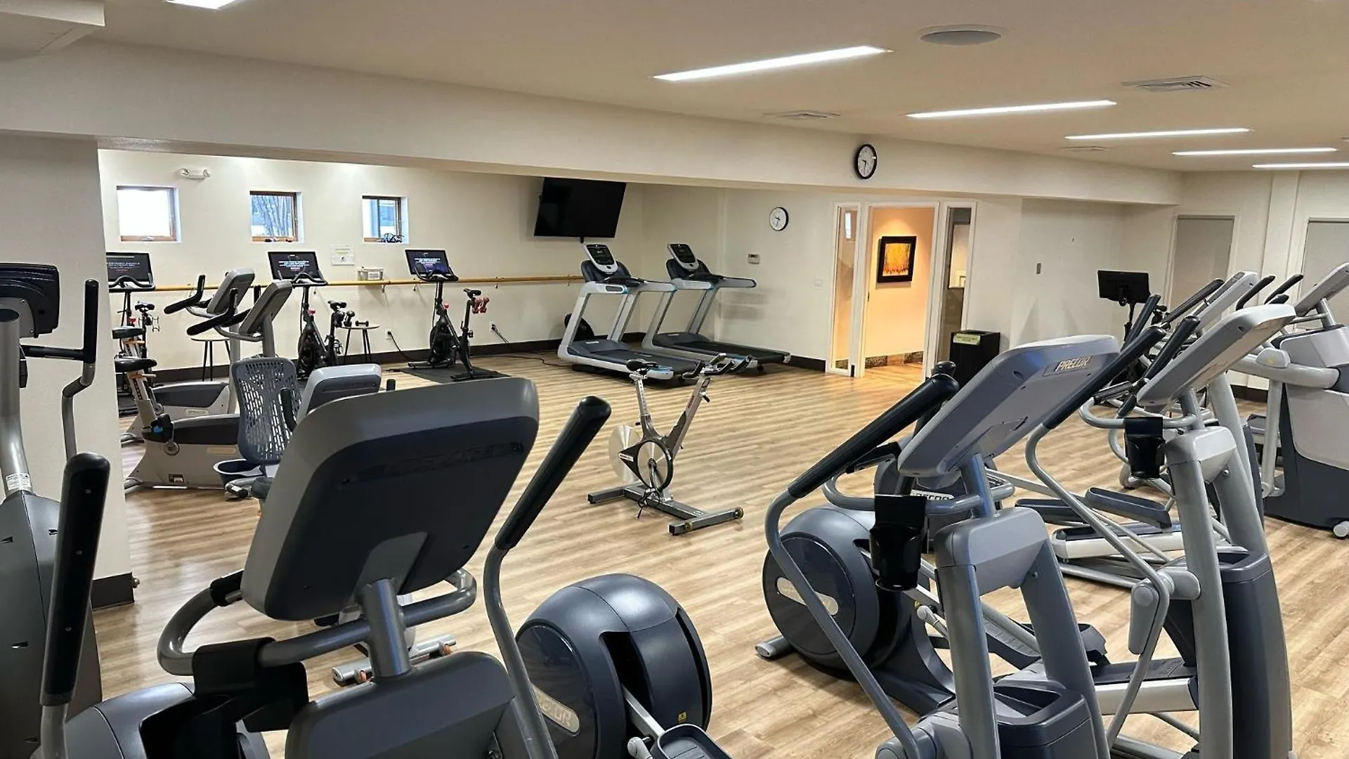 Racquet Club Mountain