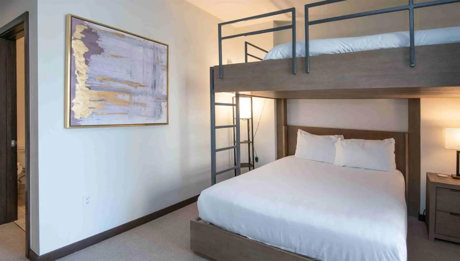 Apartment Modern 2 Bedroom Luxury In Lionshead Village Vail