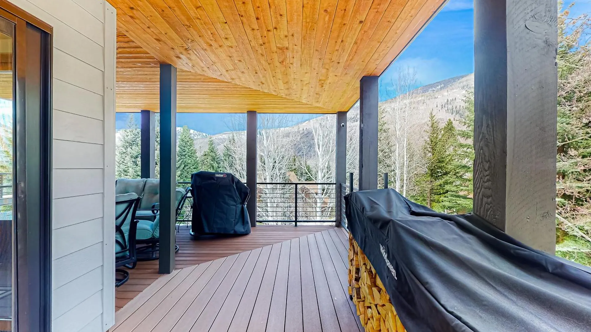 Snowshoe Sanctuary Holiday home