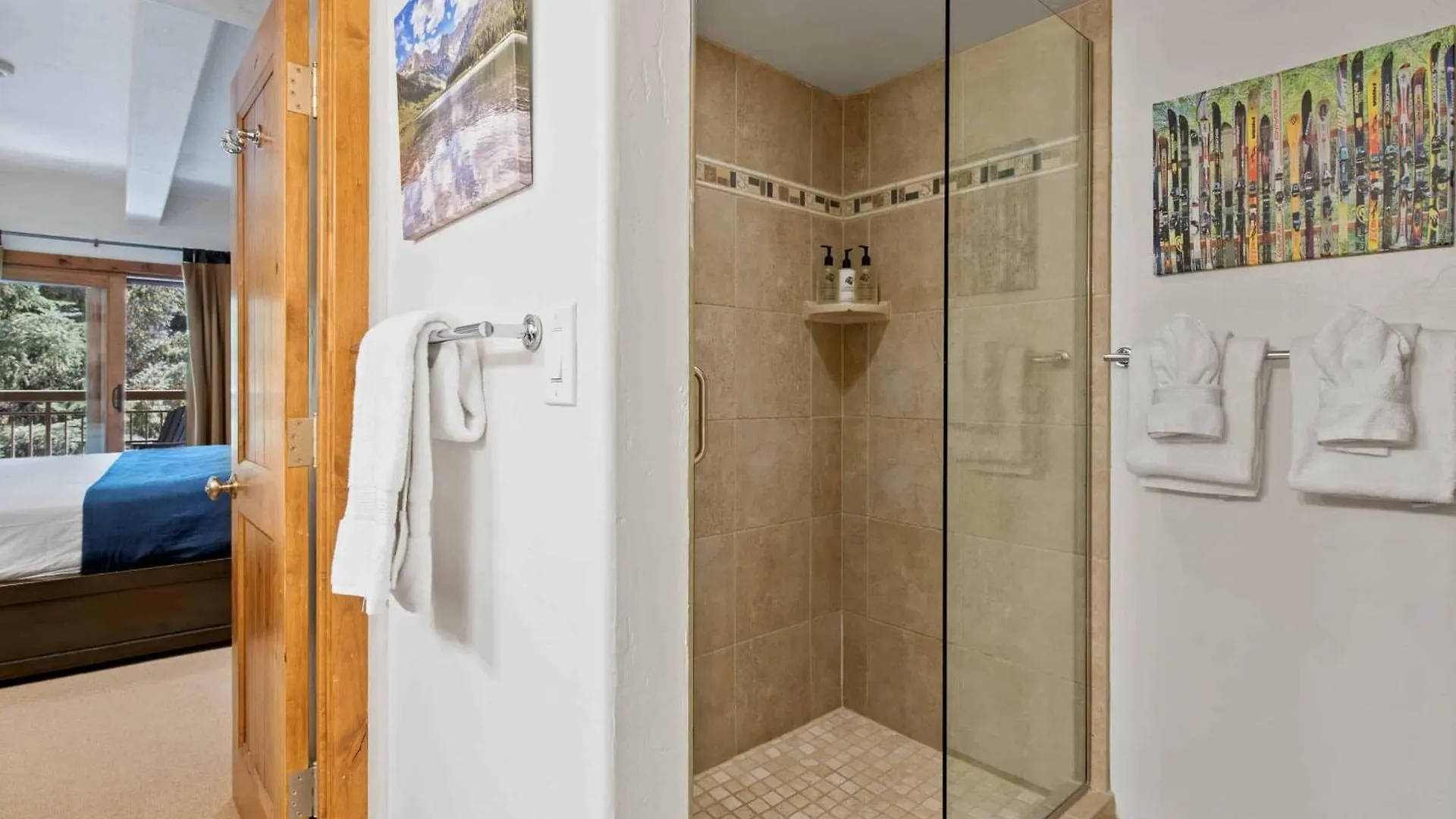 At Lionshead 220a Apartment Vail