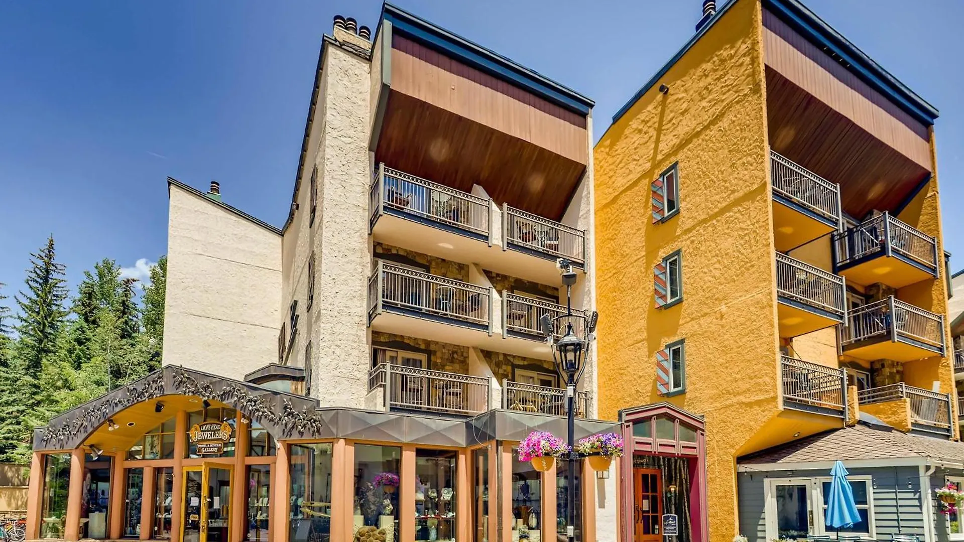 Lift House Lodge, Boutique Premium Vail