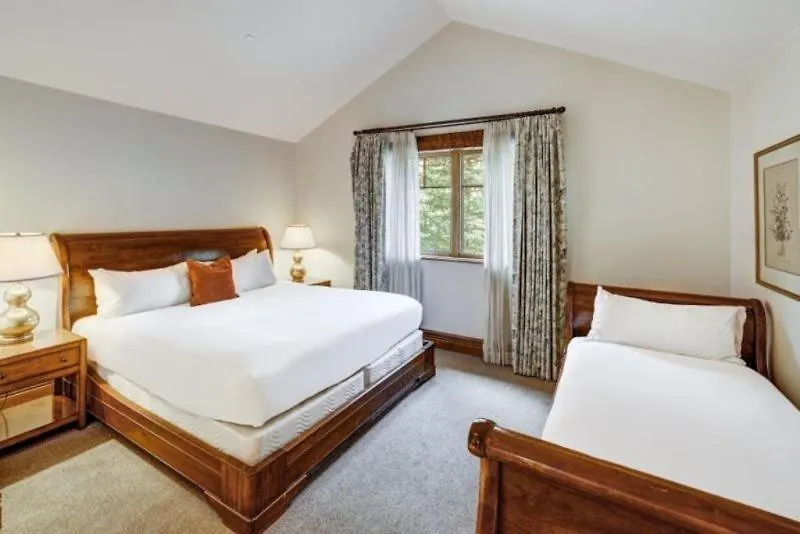 5 Bedroom Luxury Townhome In Lionshead Village Holiday home Vail