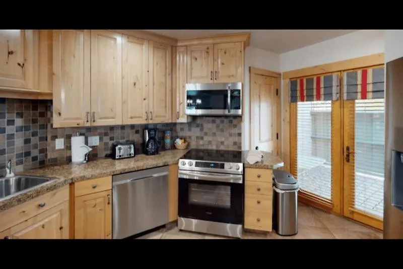3 Bedroom In Cascade Village Next To Chair Lift 20 And Shuttle Services To Village * Vail
