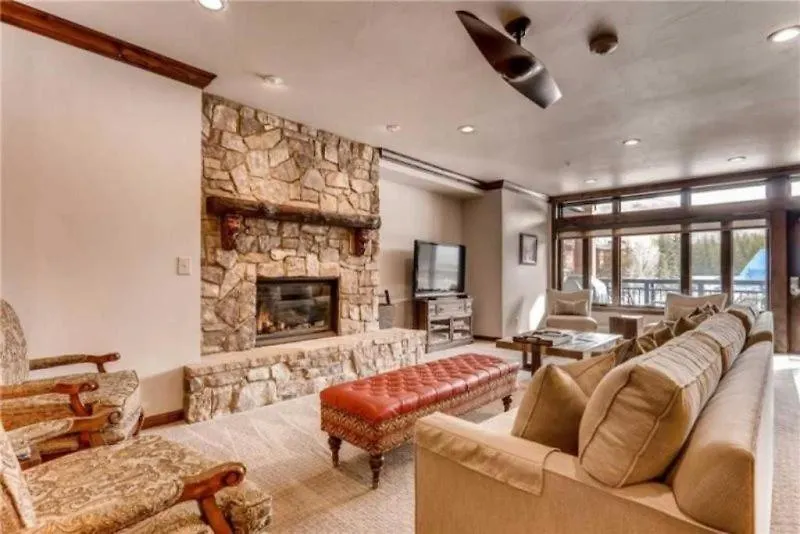 Lionshead Alpine Lodge: Ski-in/ski-out With Heated Pool *