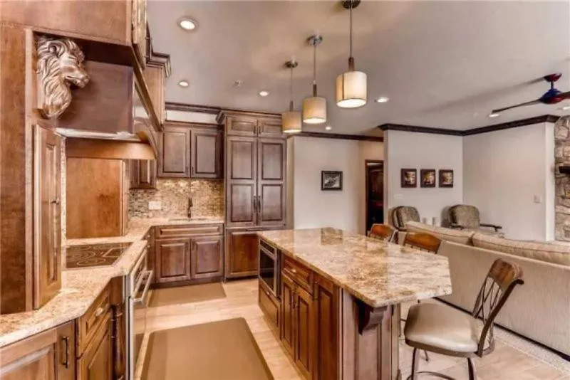 Apartment Lionshead Alpine Lodge: Ski-in/ski-out With Heated Pool *