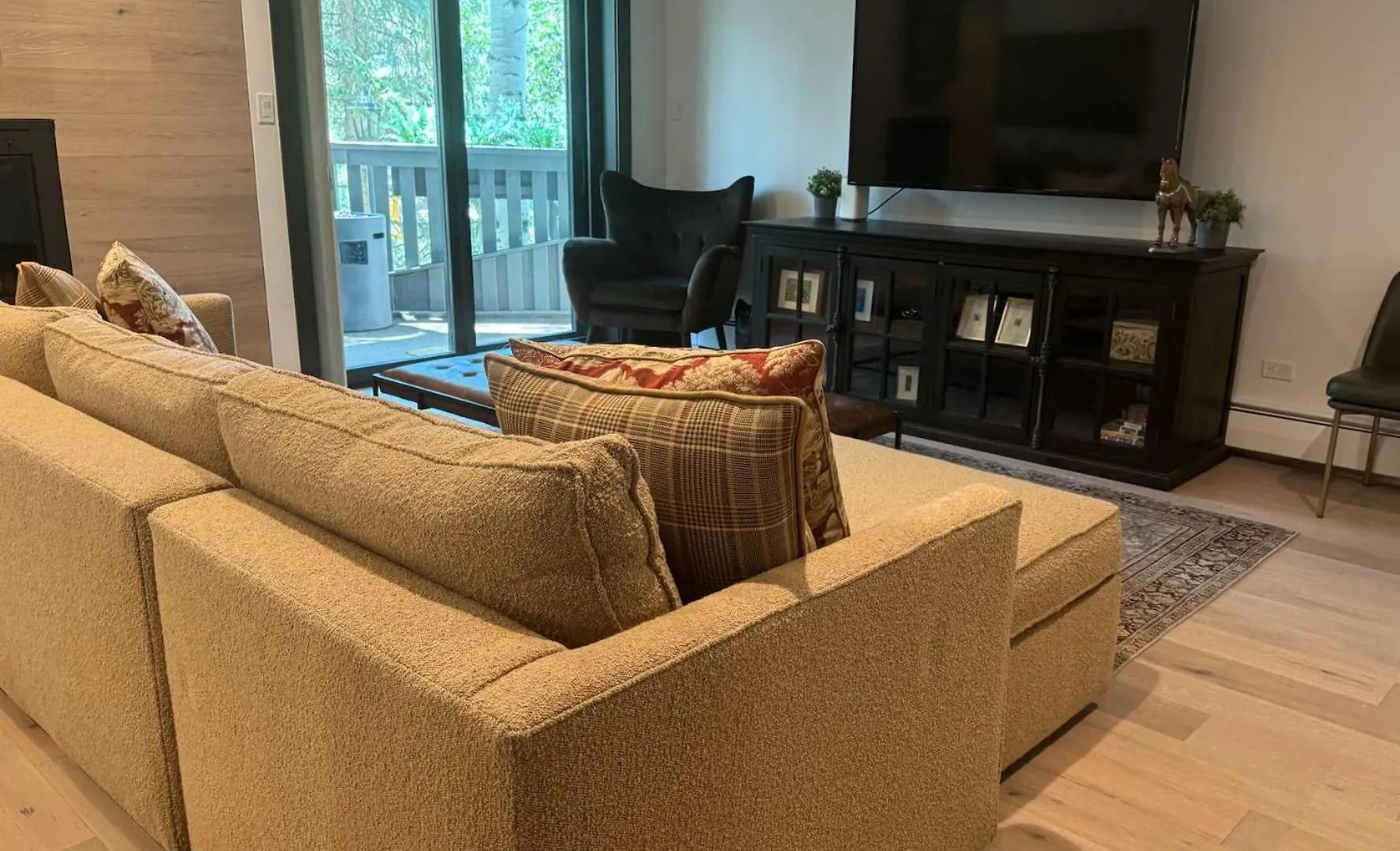 3bdr In The Heart Of Lions Head Locker Vail