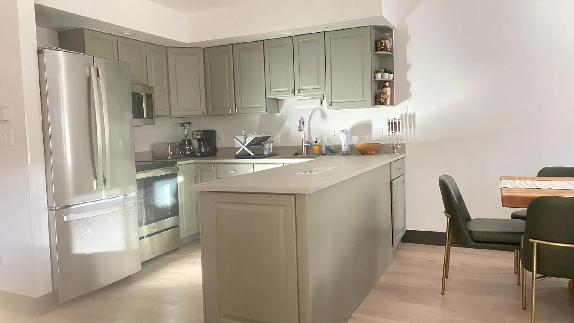3bdr In The Heart Of Lions Head Locker Vail
