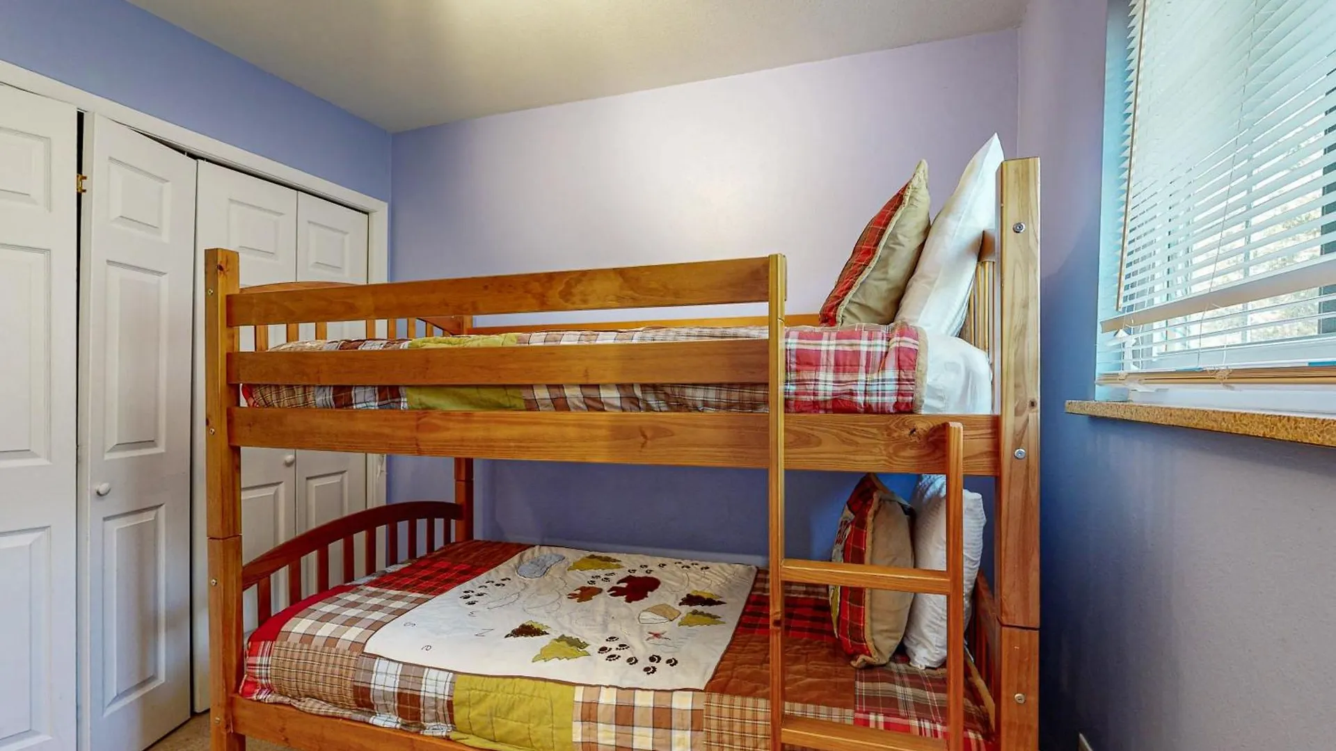 East Getaway Apartment