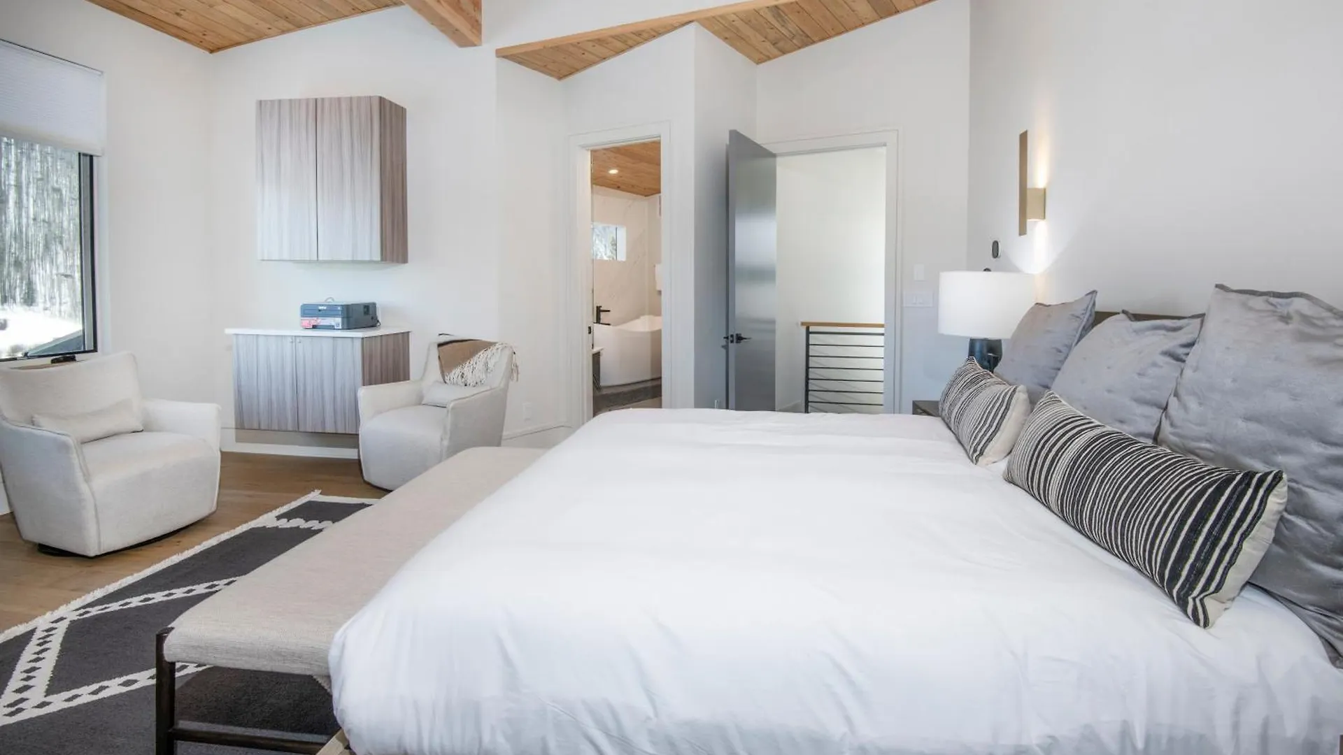 Villa Modern Luxury Retreat *
