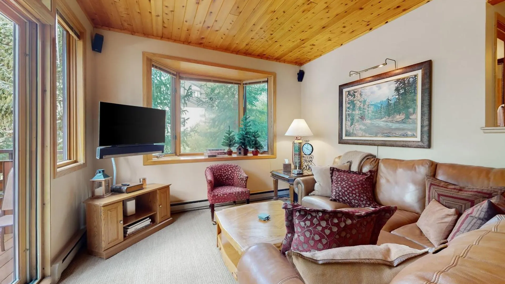 Mountain Golf Getaway *