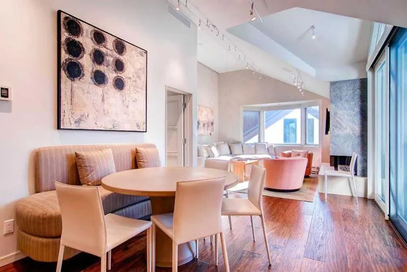 Village Plaza 305 By East West Hospitality Apartment *