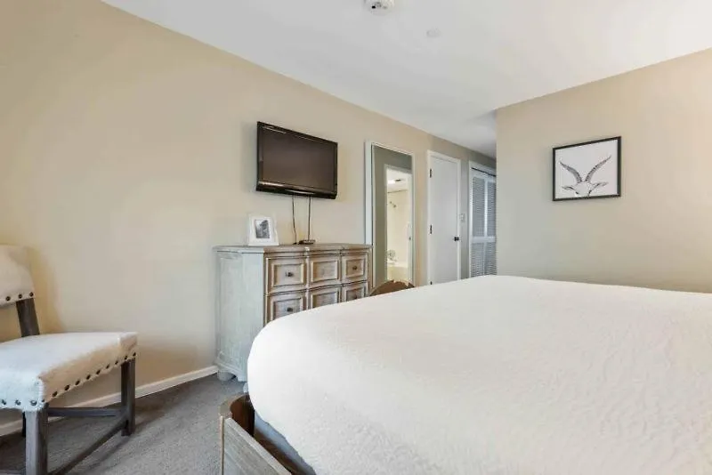 Village Center C2j By East West Hospitality * Vail