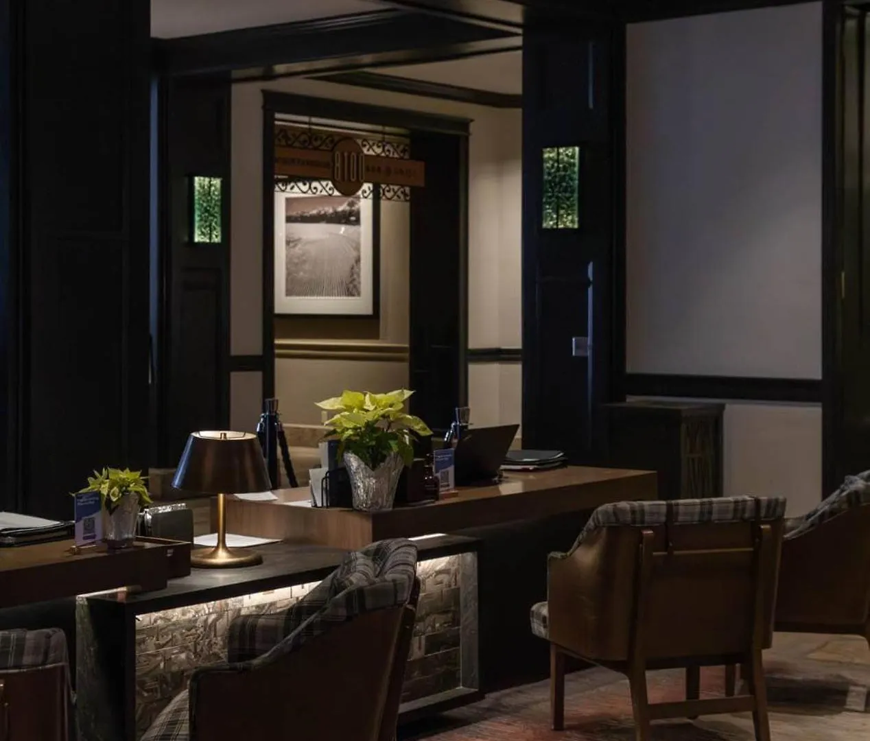 Altus 302 By East West Hospitality Apartment *