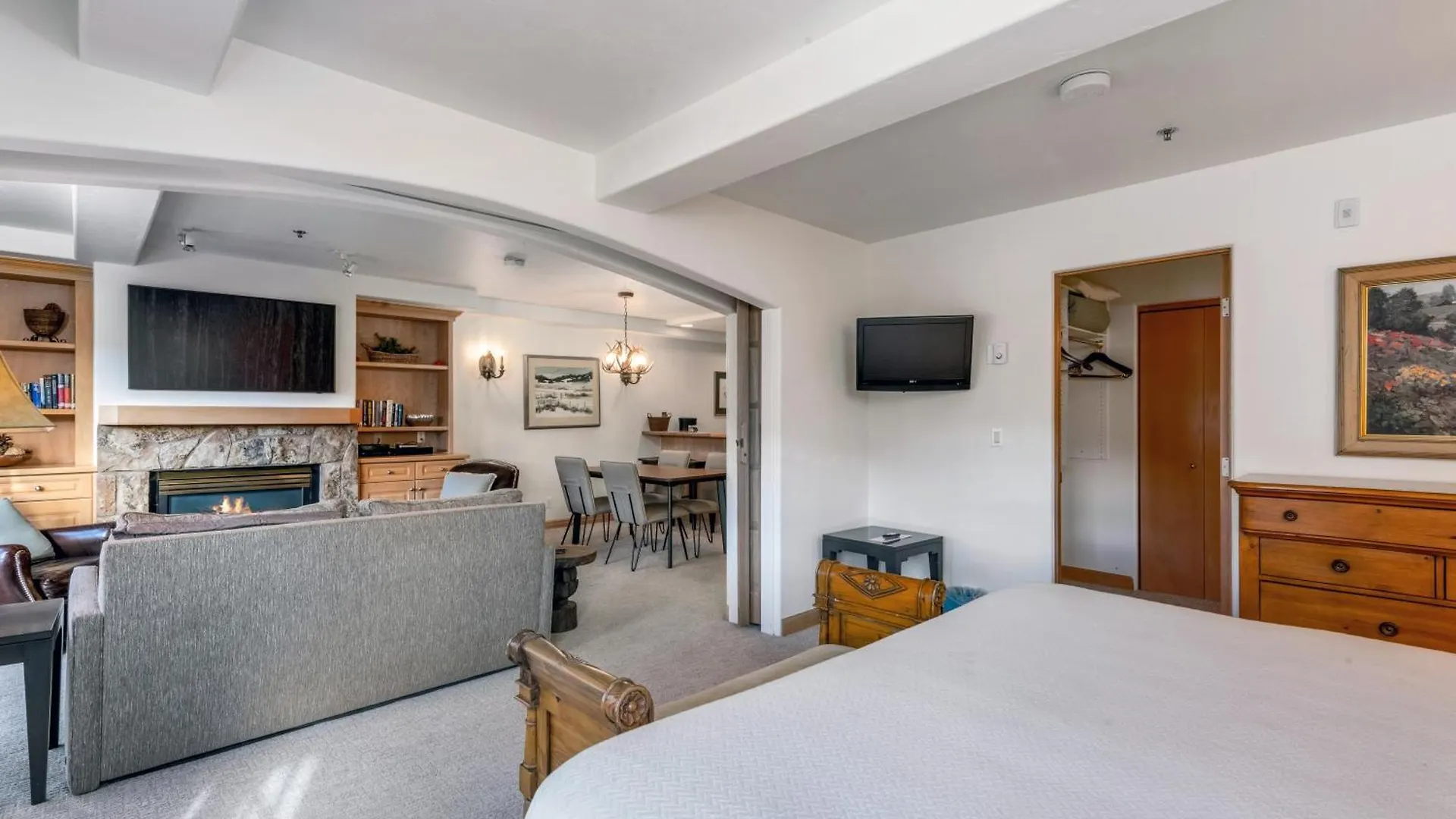 Resort Christiania Condominiums- Coraltree Collection 3*