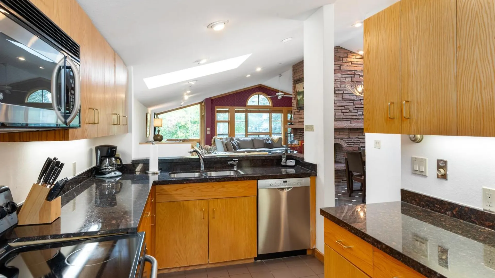 Christiania Condominiums- Coraltree Collection Resort Vail