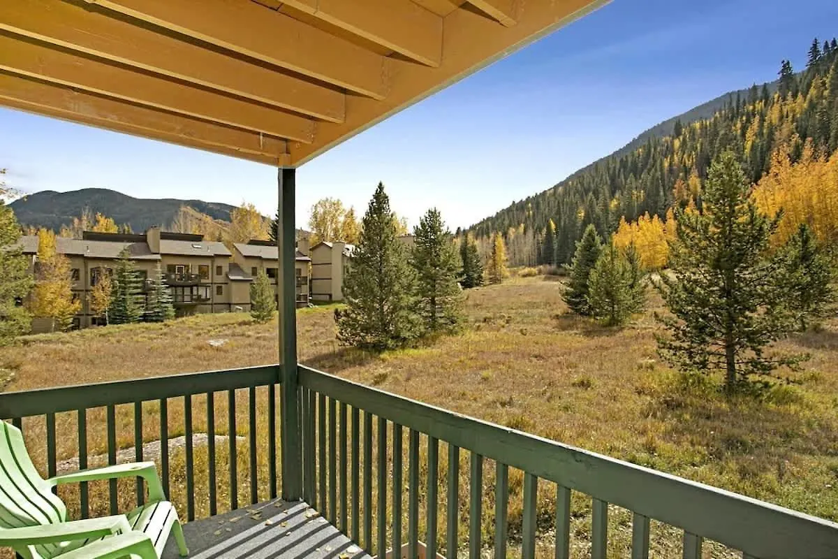 Cozy East Retreat With Fireplace 2 Balconies Apartment *