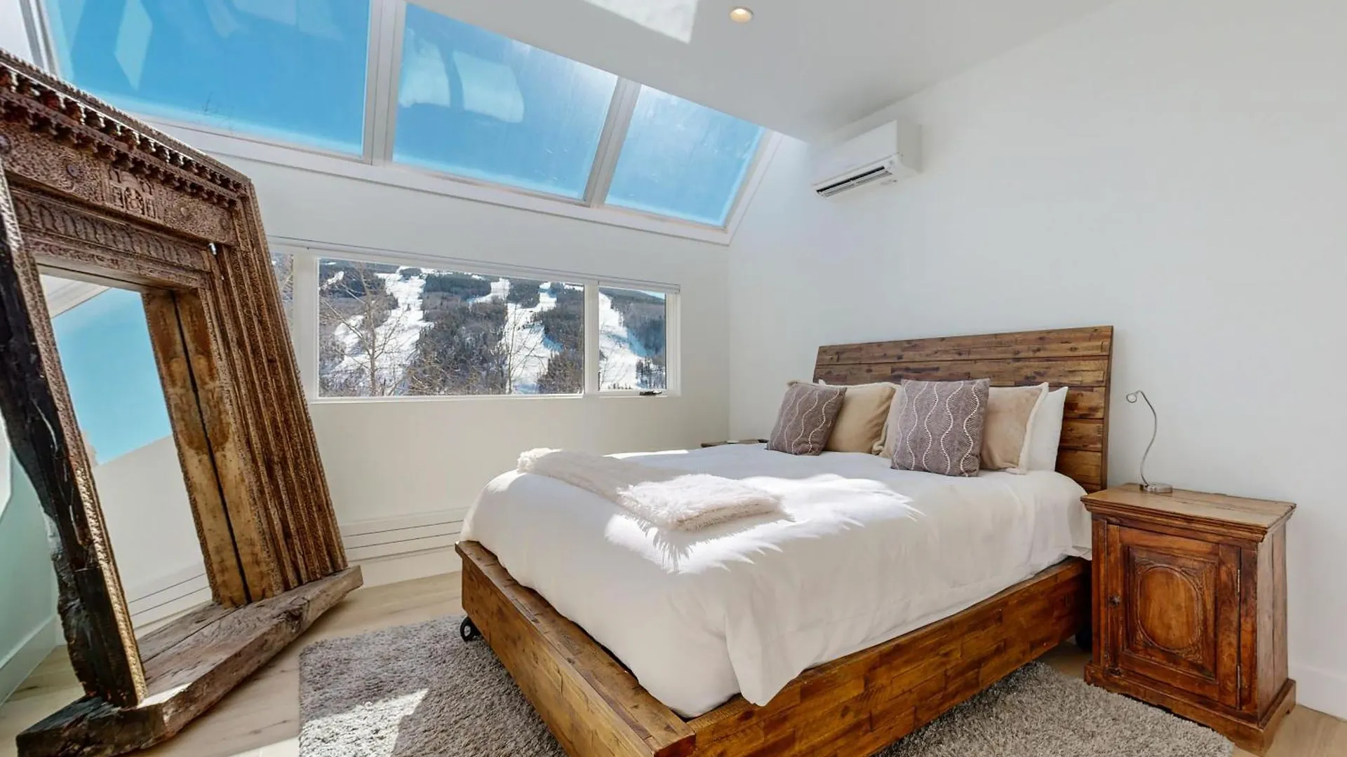 Snowfall Sanctuary, Unit 12 * Vail