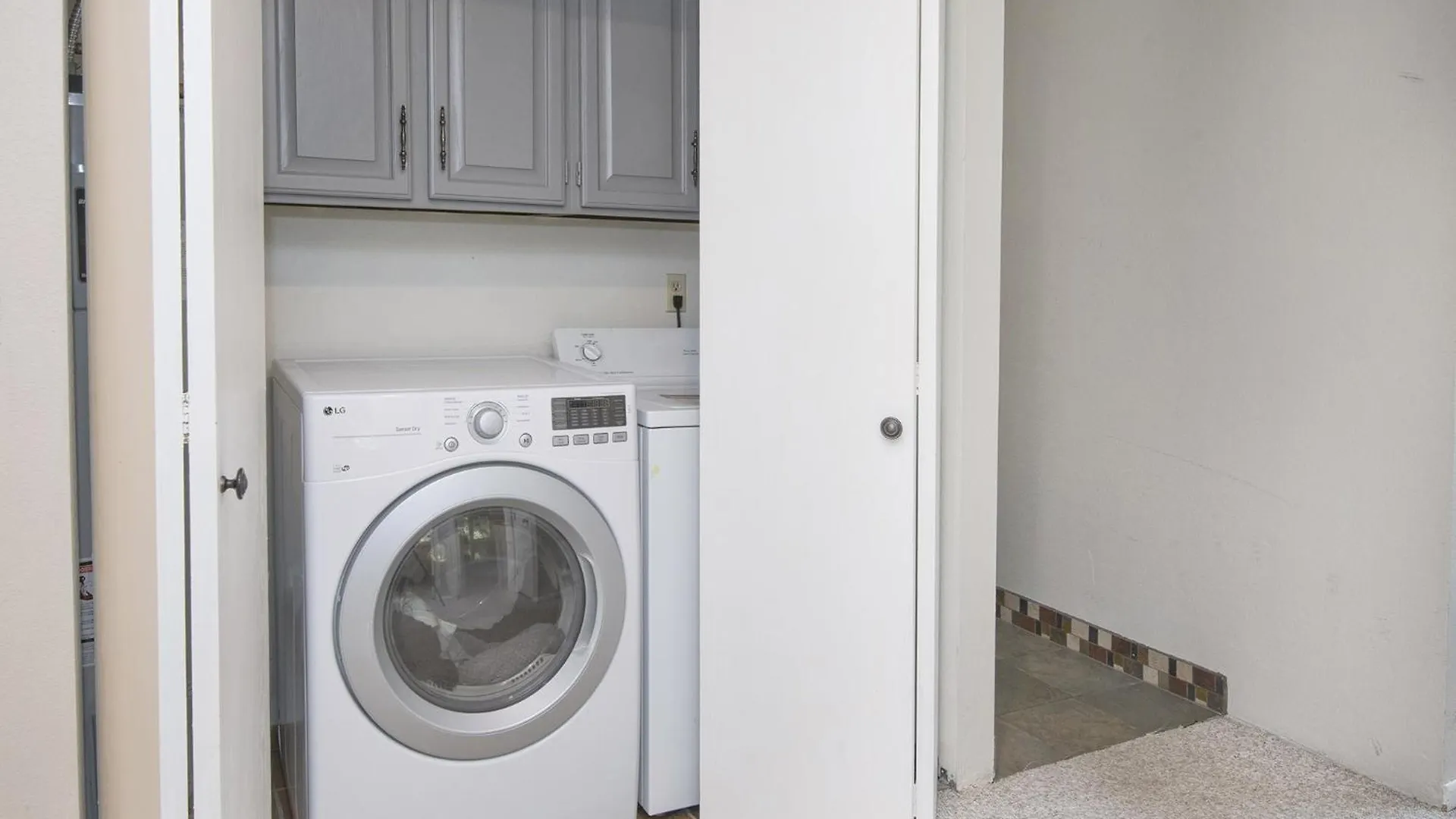 Apartment H1 Meadow Creek