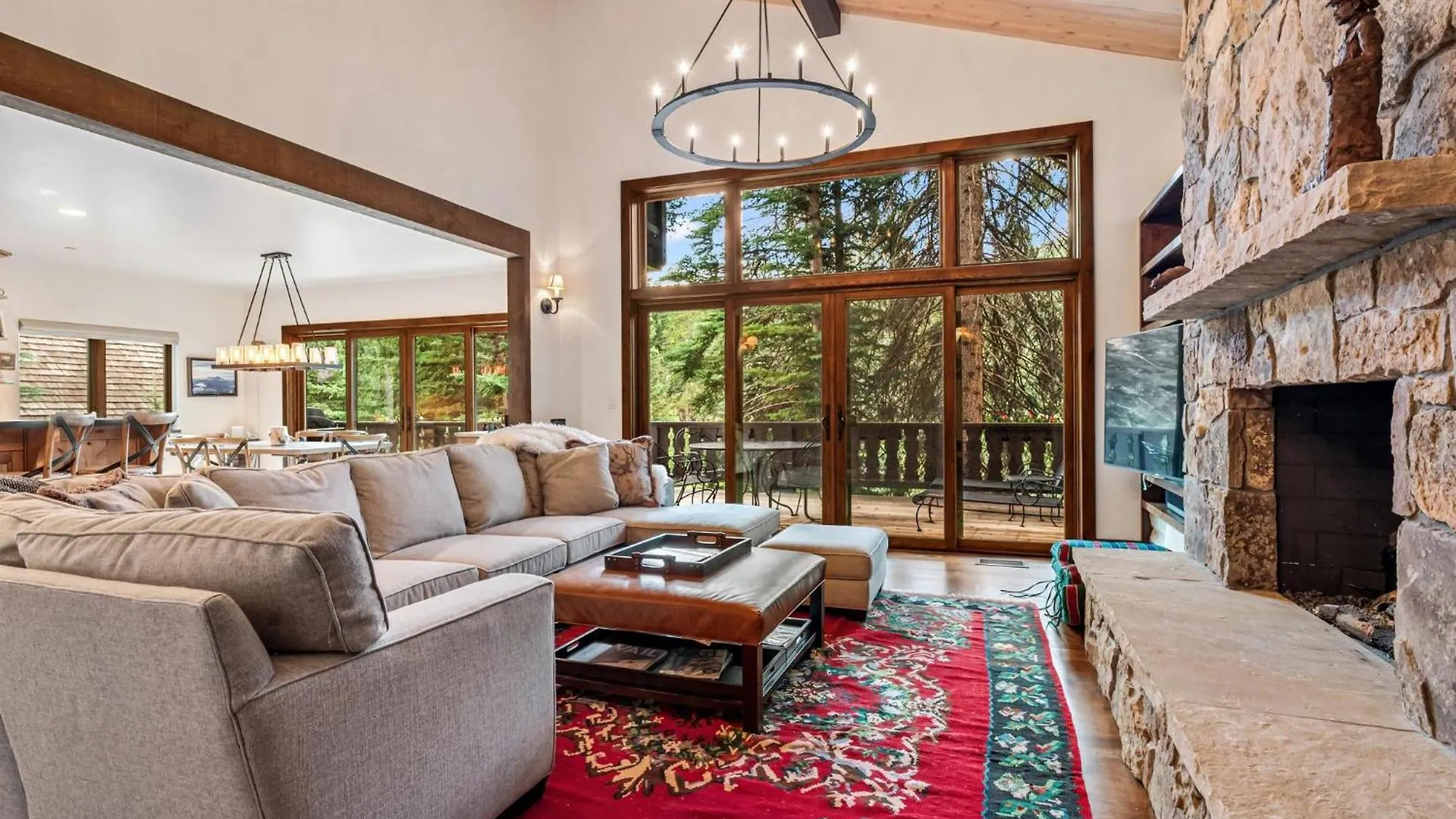 Private Ski-out Village In With Hot Tub Holiday home *
