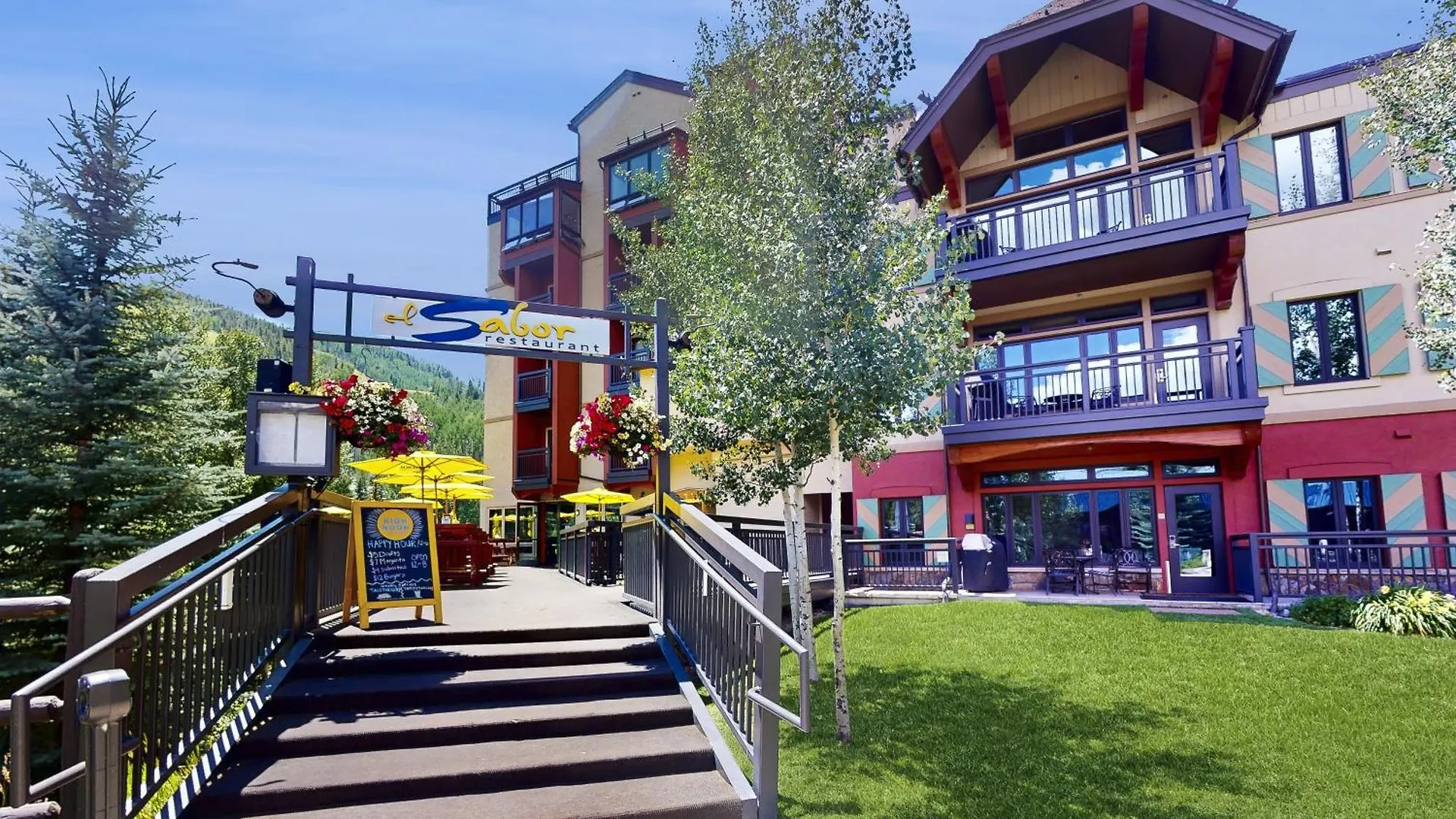 Lion Square South 556 아파트