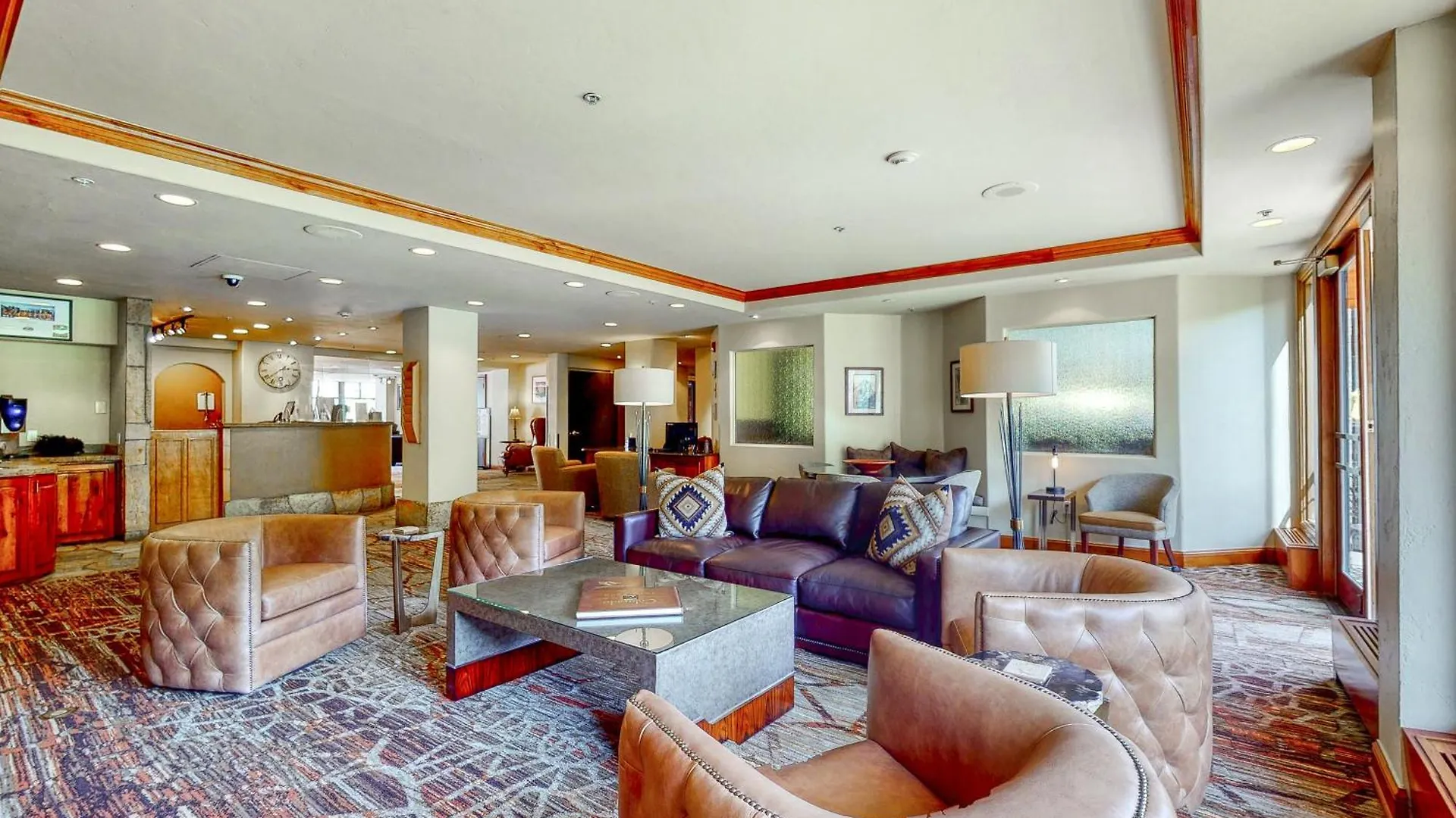 Lion Square South 650 Vail