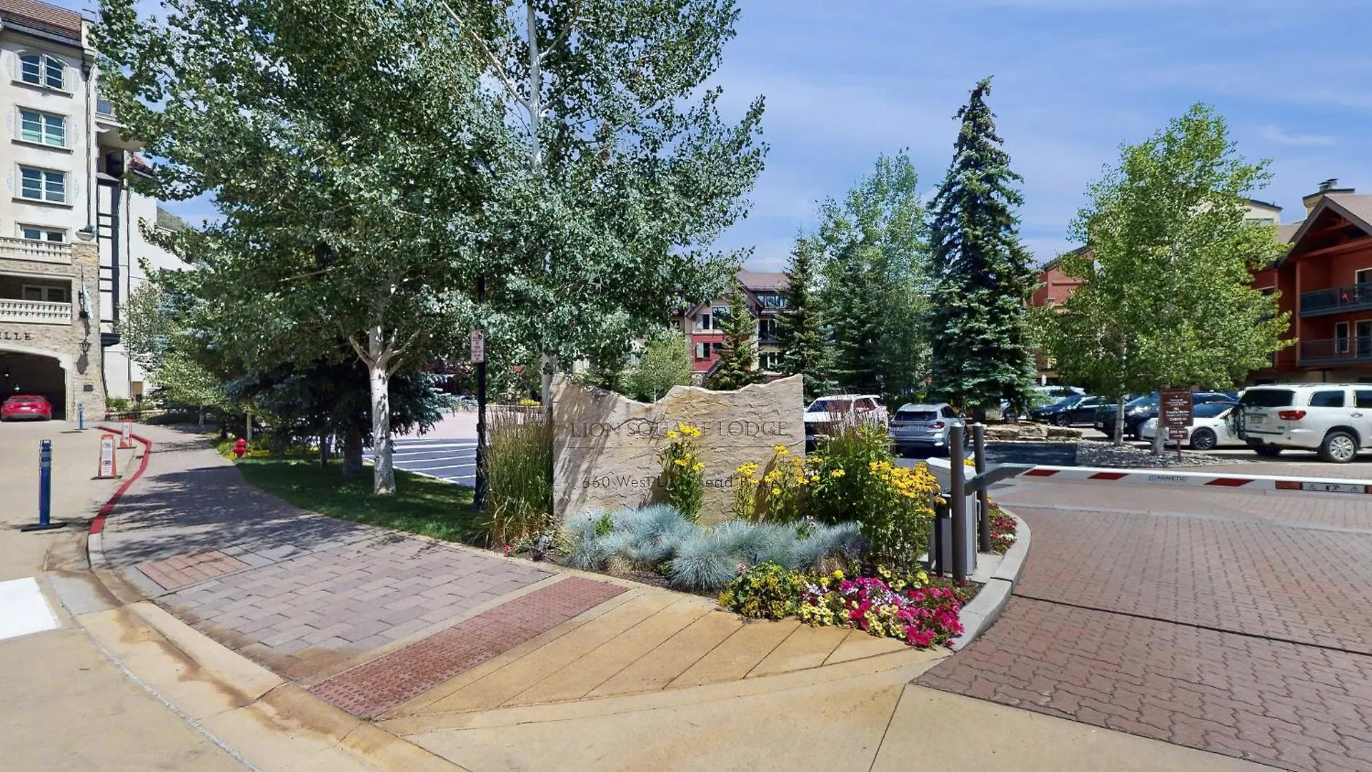 Lion Square South 650 Aparthotel Vail
