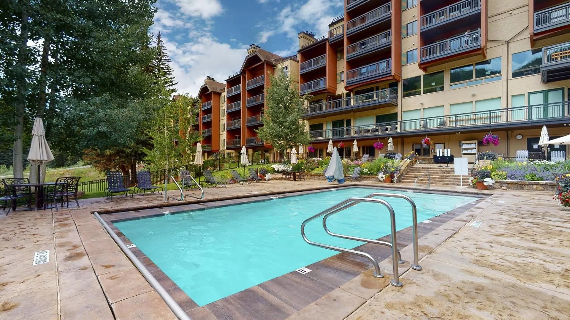 Aparthotel Lion Square South 650