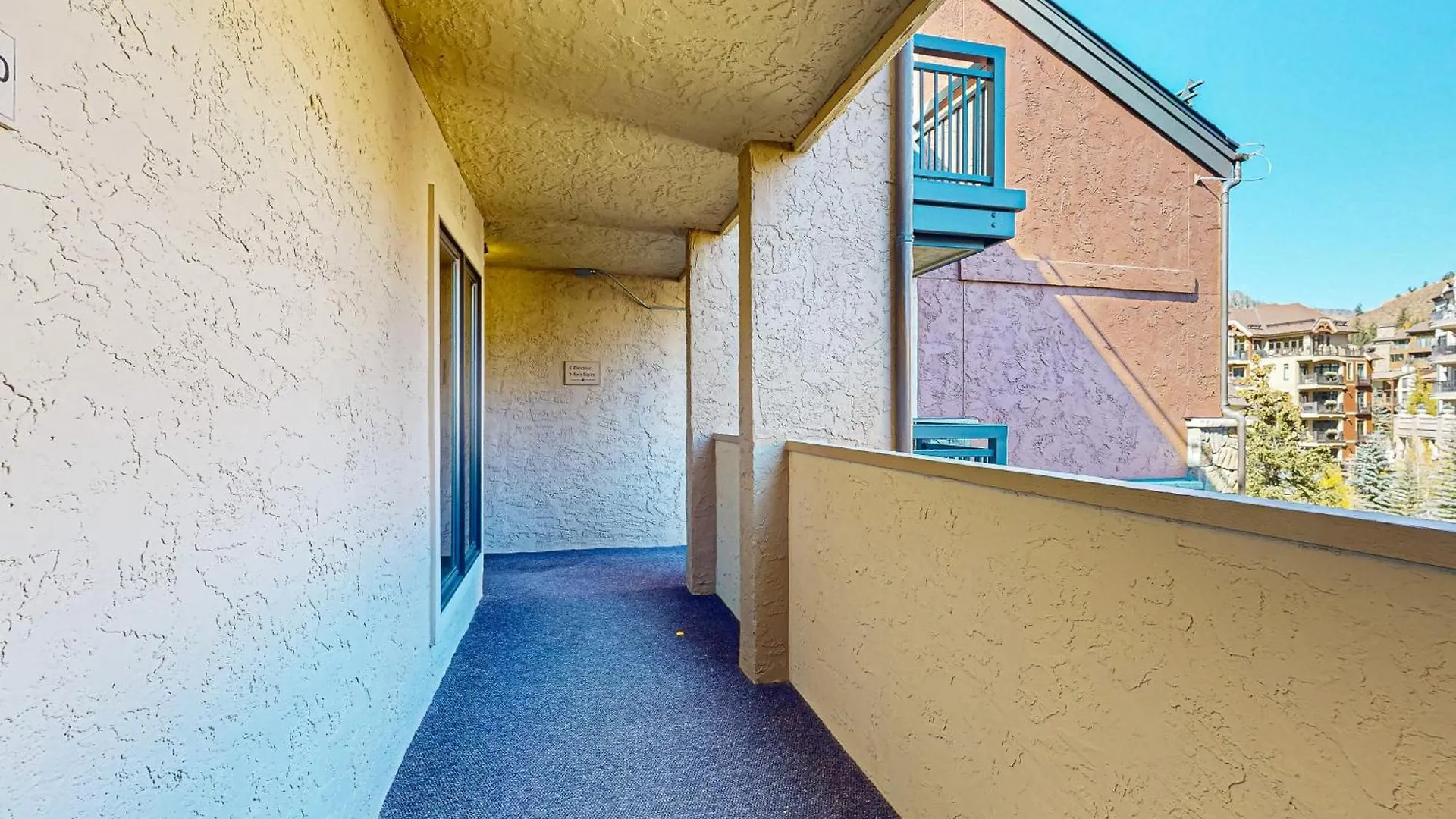 Lion Square South 650 Vail