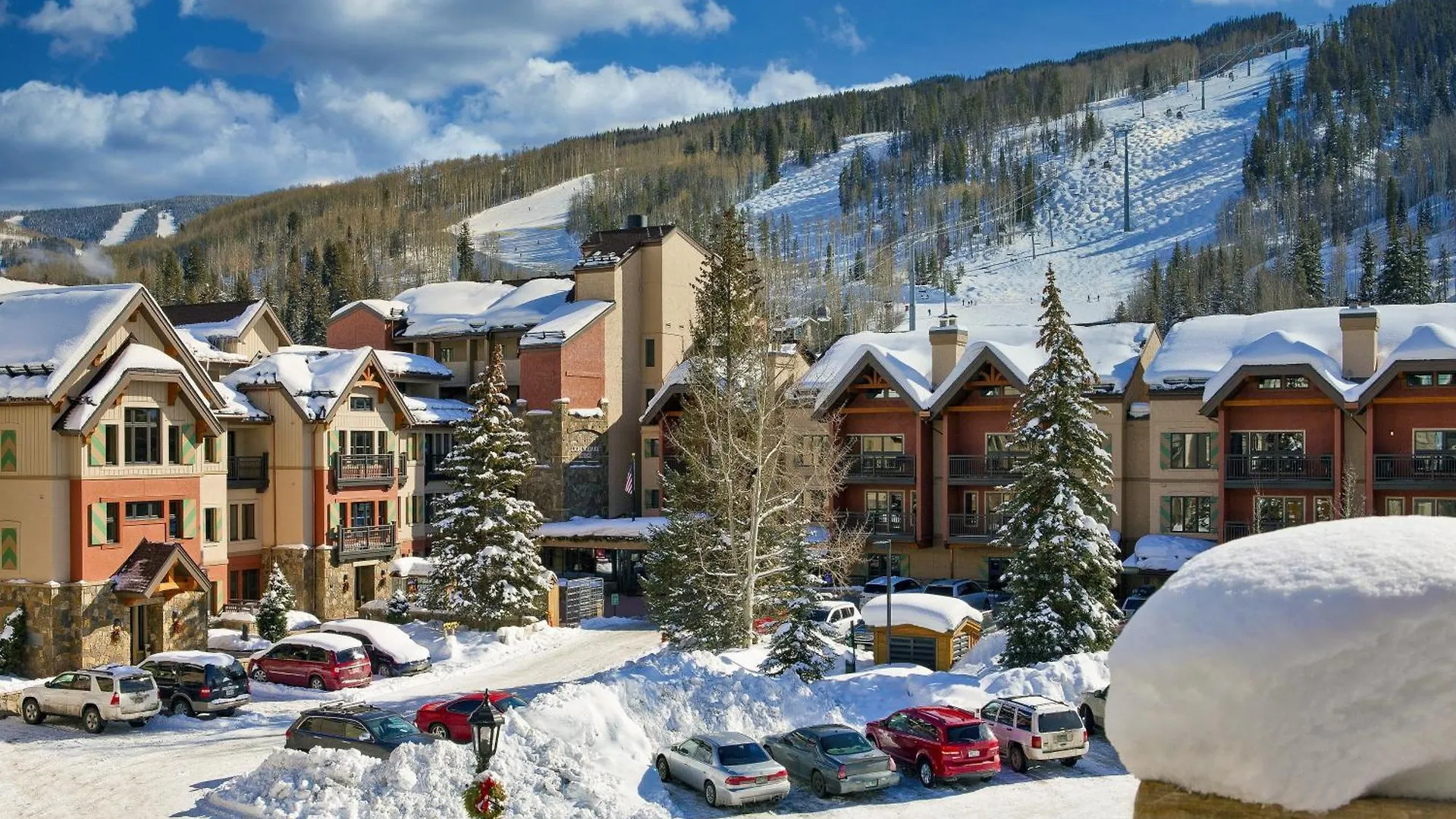 Lion Square East 313 * Vail