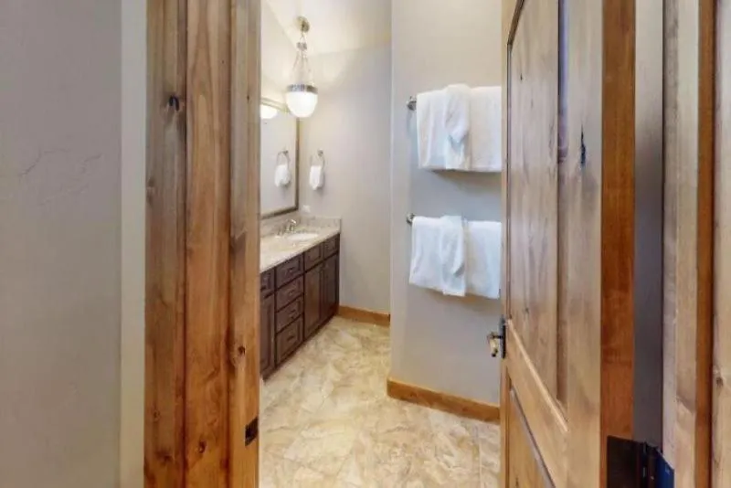 Holiday home 4 Bedroom Luxury Private In Vails Cascade Village With Mountain Views And Pool Access