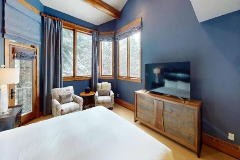 4 Bedroom Luxury Private In Vails Cascade Village With Mountain Views And Pool Access Vail