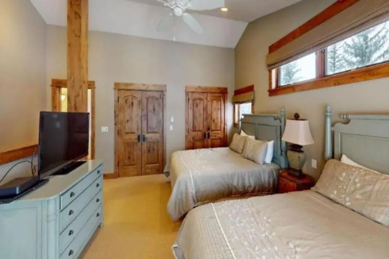 4 Bedroom Luxury Private In Vails Cascade Village With Mountain Views And Pool Access