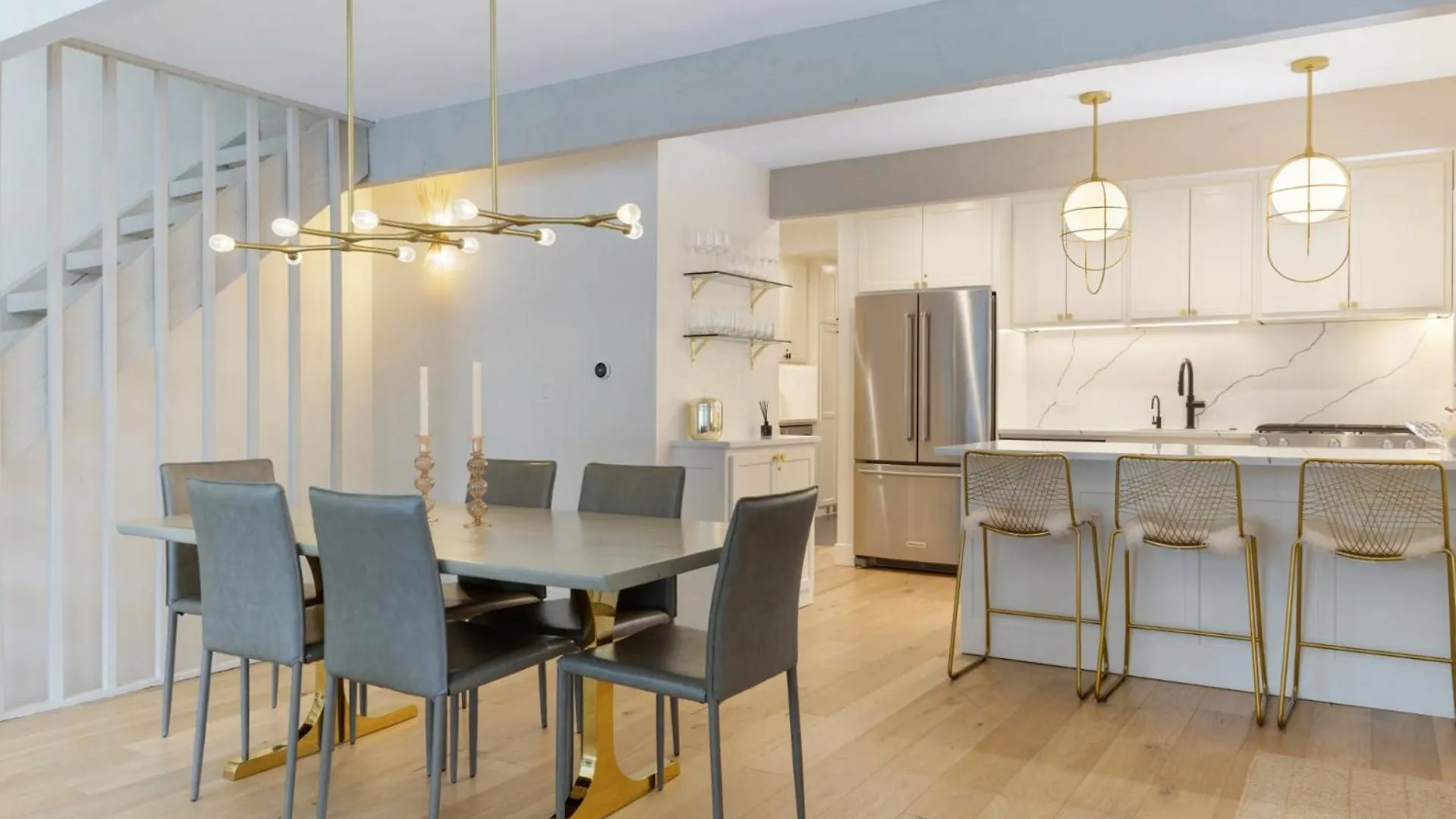 Novelle - Renovated, Chic Contemporary On Gore Creek With Hot Tub Vail