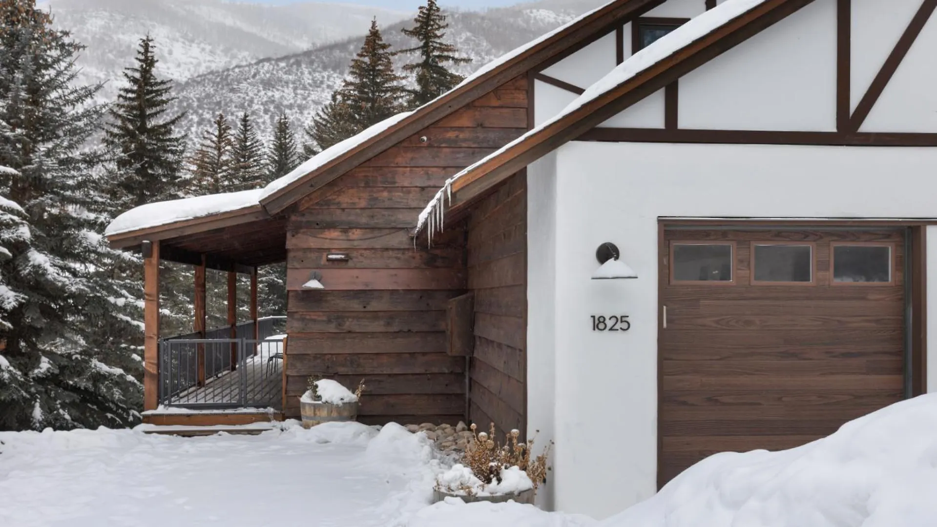 Novelle - Renovated, Chic Contemporary On Gore Creek With Hot Tub *