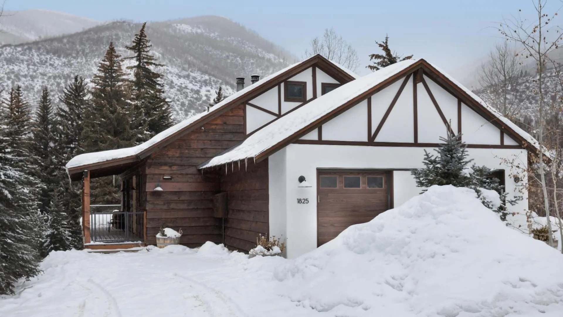 Novelle - Renovated, Chic Contemporary On Gore Creek With Hot Tub Holiday home Vail