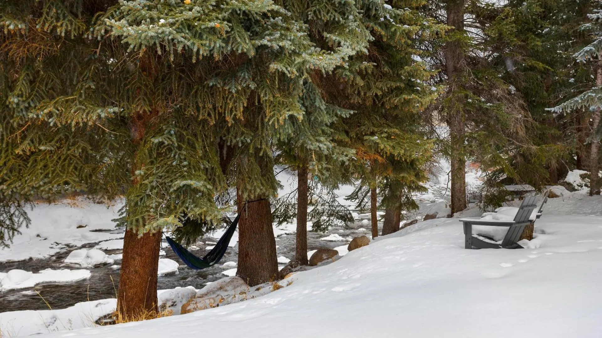 Novelle - Renovated, Chic Contemporary On Gore Creek With Hot Tub * Vail