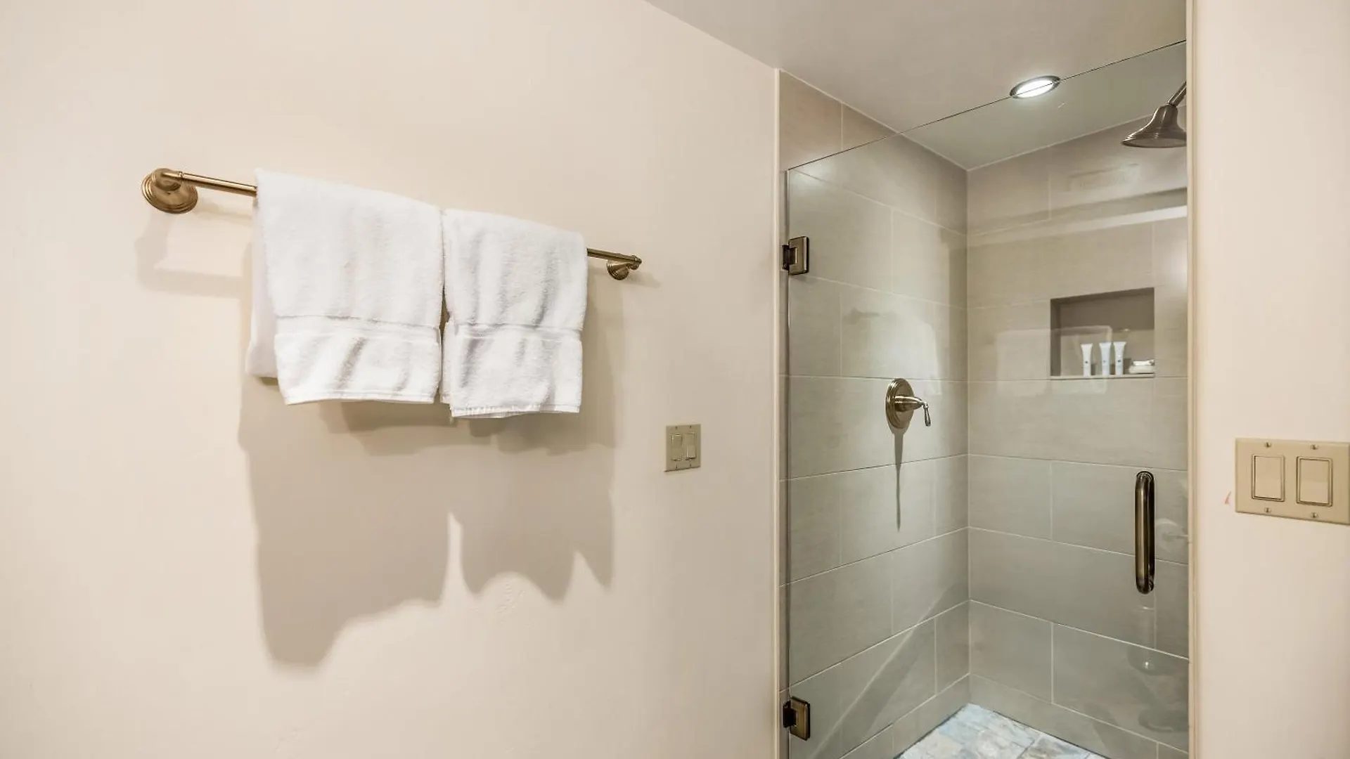 Spacious Luxury Unit At Lionshead Village In * Vail