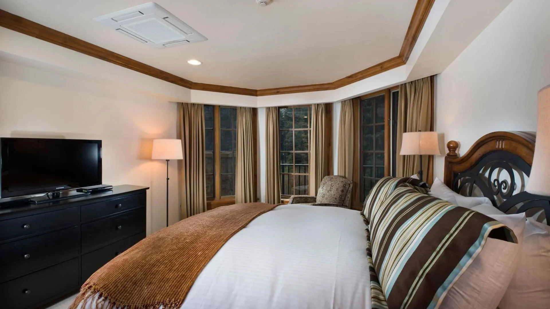 Gravity Haus Lodge Vail
