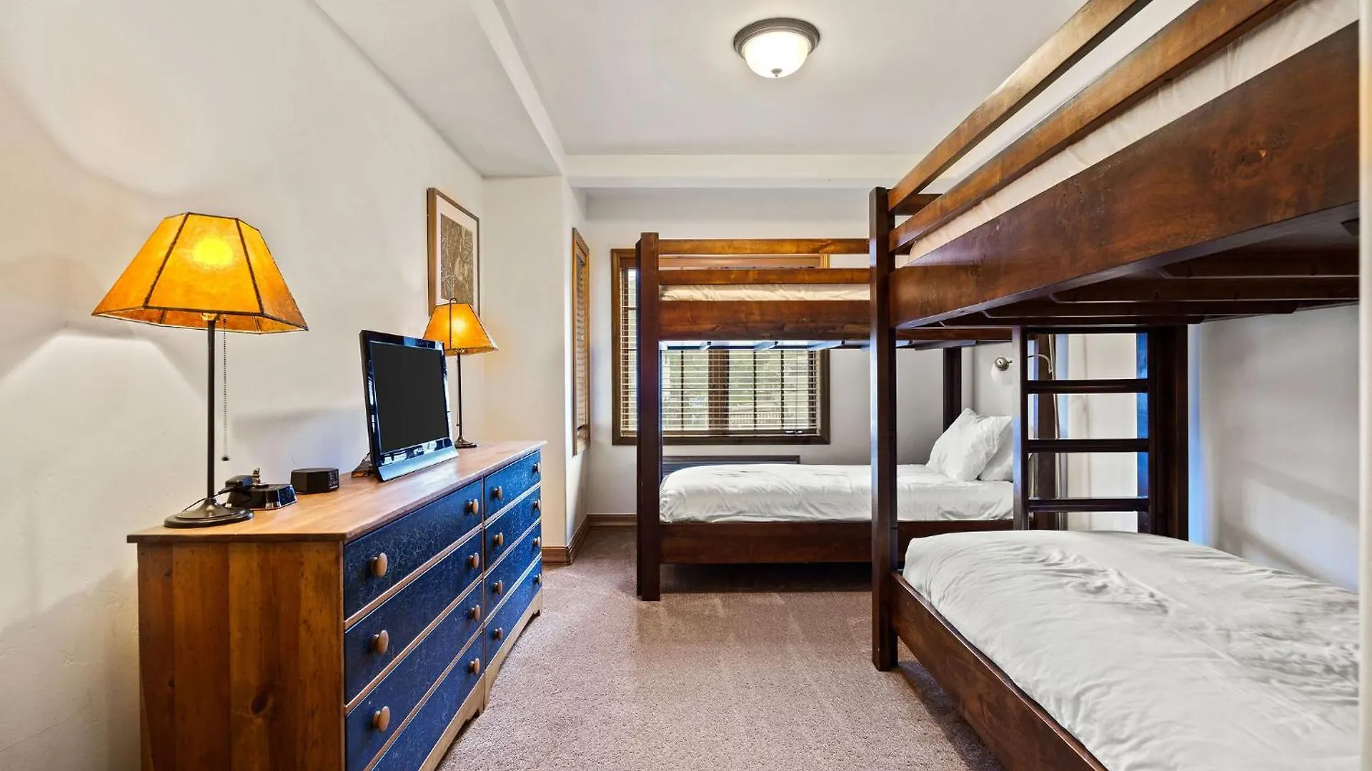 Bridge Street - Unit 201 Holiday home *