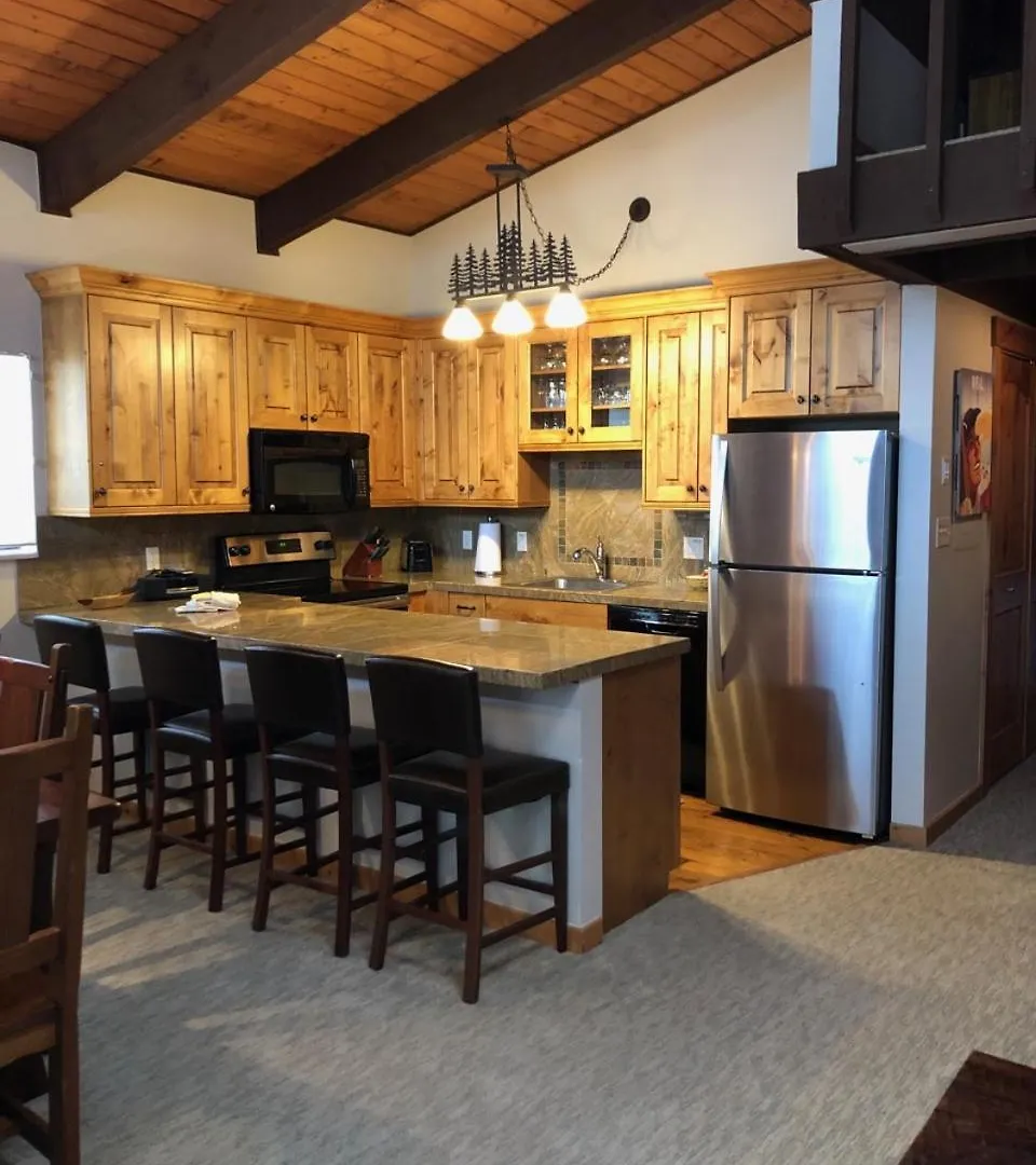 Racquet Club Mountain Resort 3*