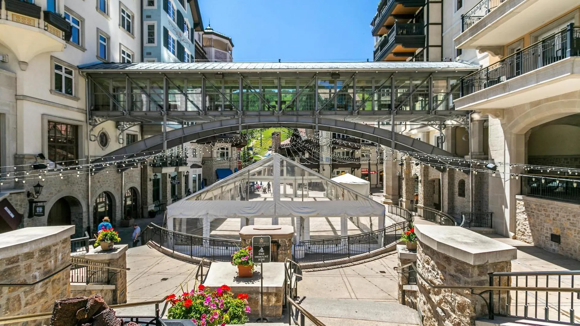 Lift House Lodge, Remodeled Downtown Lionshead *