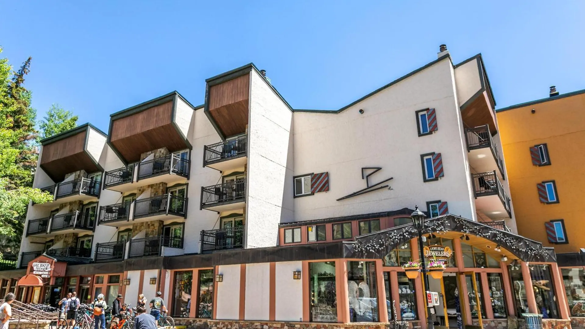 Lift House Lodge, Remodeled Downtown Lionshead * Vail