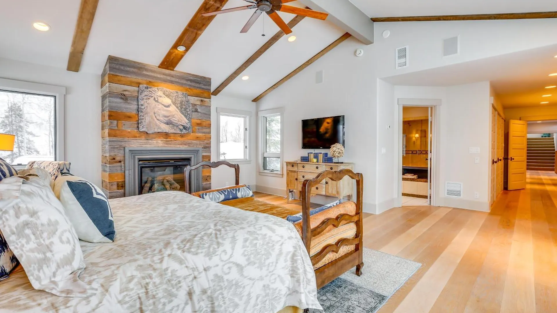 Mountain Retreat With Hot Tub And Deck! * Vail