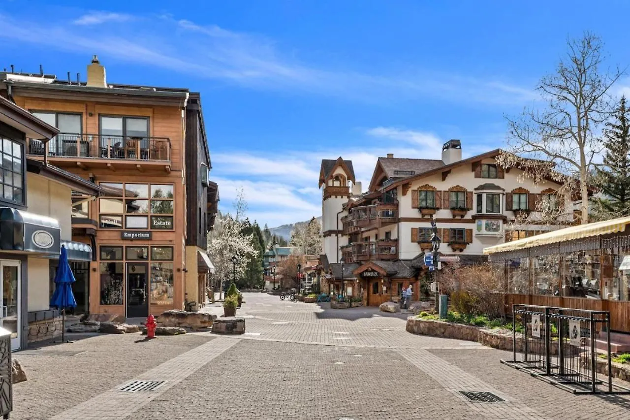 Downtown Village Perfect Location Fireplace Vail