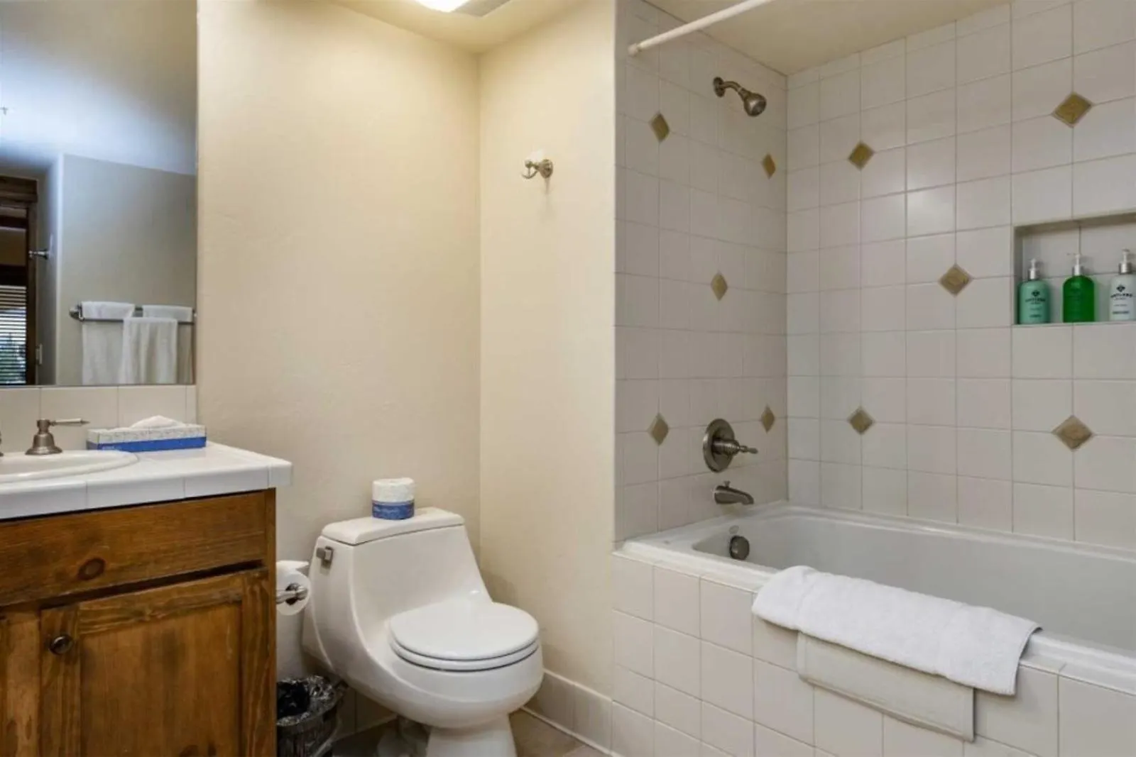 Convenient 2br In Lionshead Village W- Pool, Hot Tub More! *