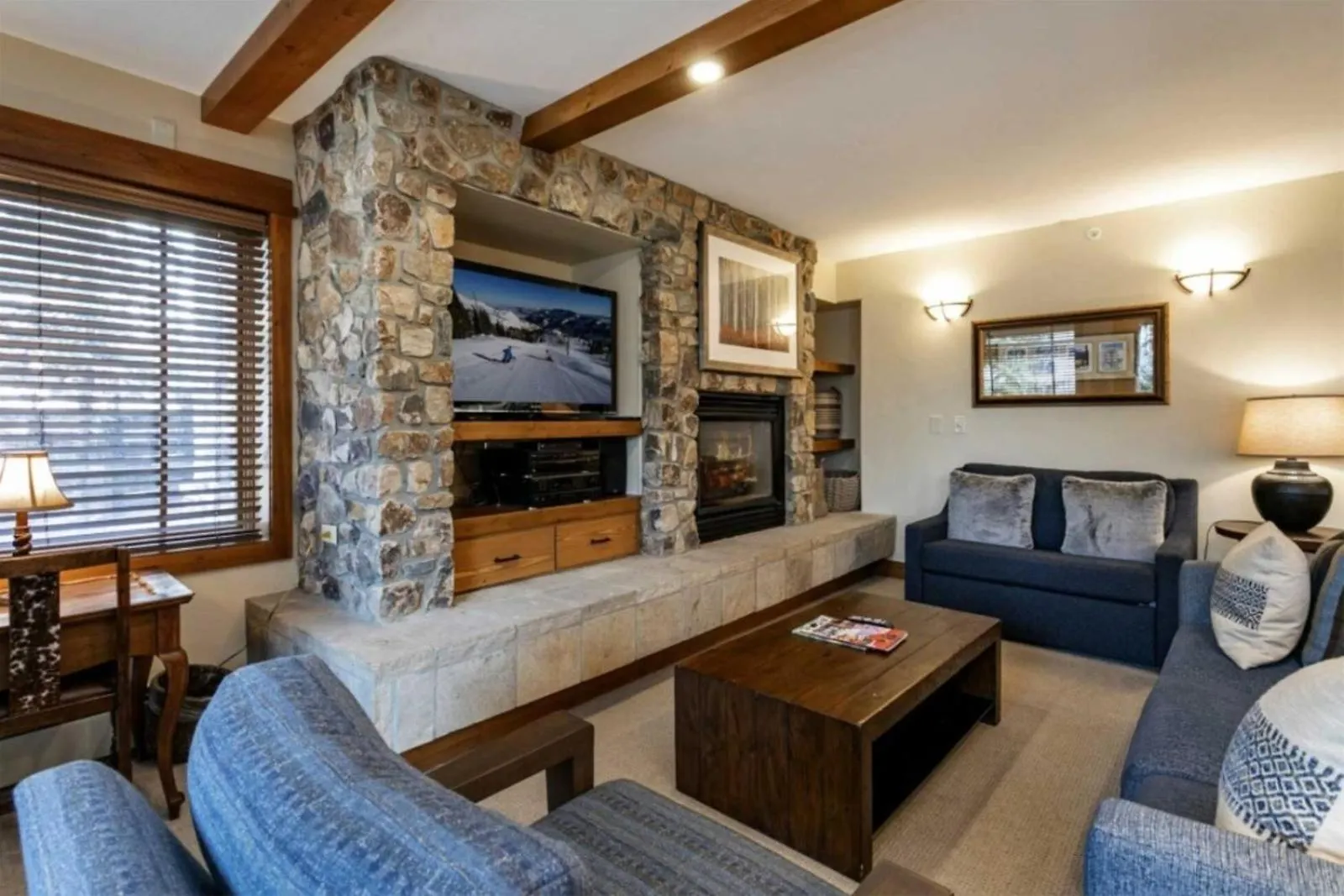 Convenient 2br In Lionshead Village W- Pool, Hot Tub More! *